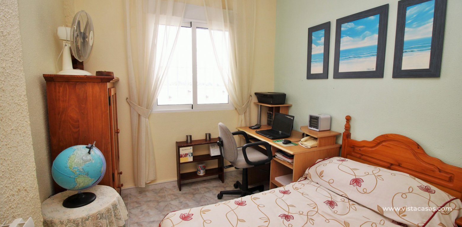 Villa for sale in Villamartin twin bedroom