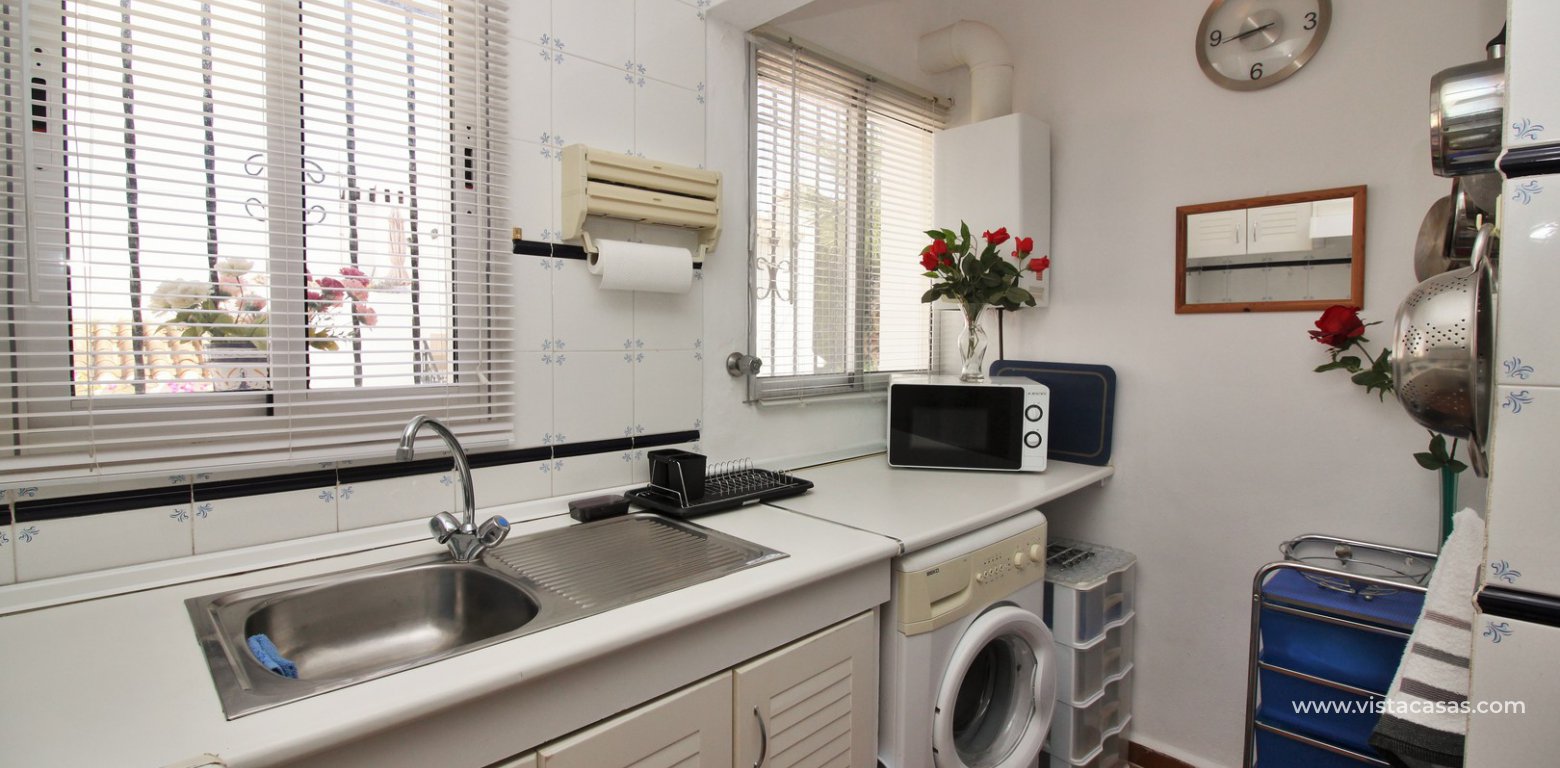 Apartment for sale in Villamartin kitchen 2