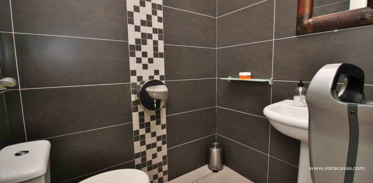 Resale - Commercial - Villamartin