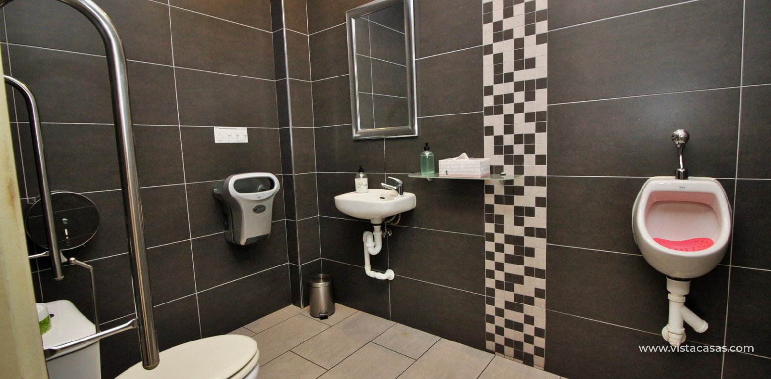 Resale - Commercial - Villamartin