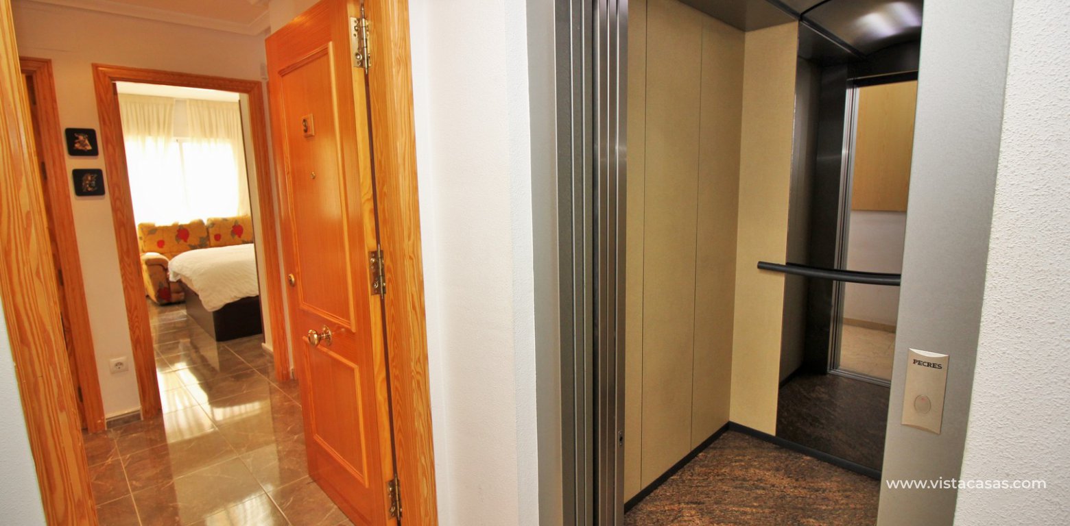 Apartment for sale in Torrevieja lift