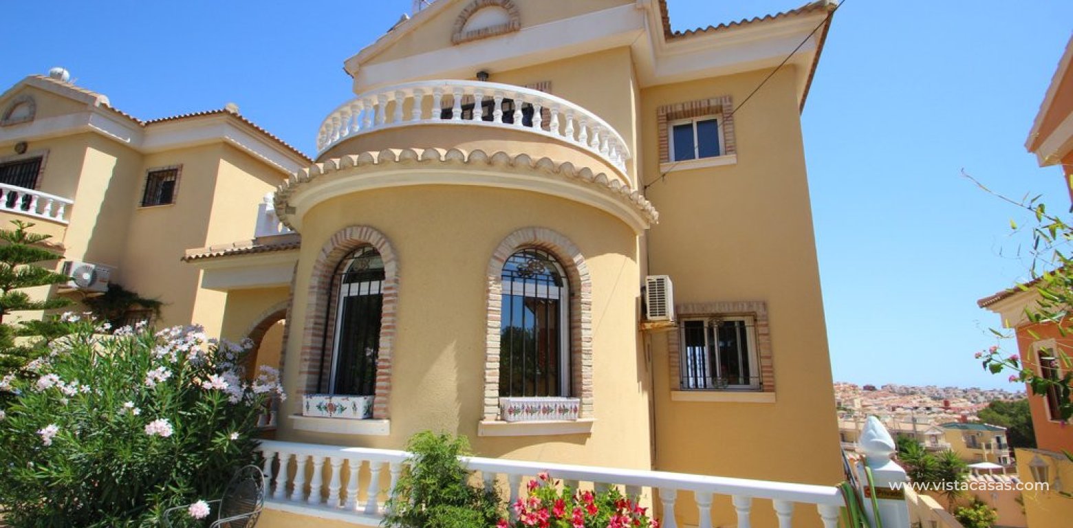Resale - Villa - Villamartin
