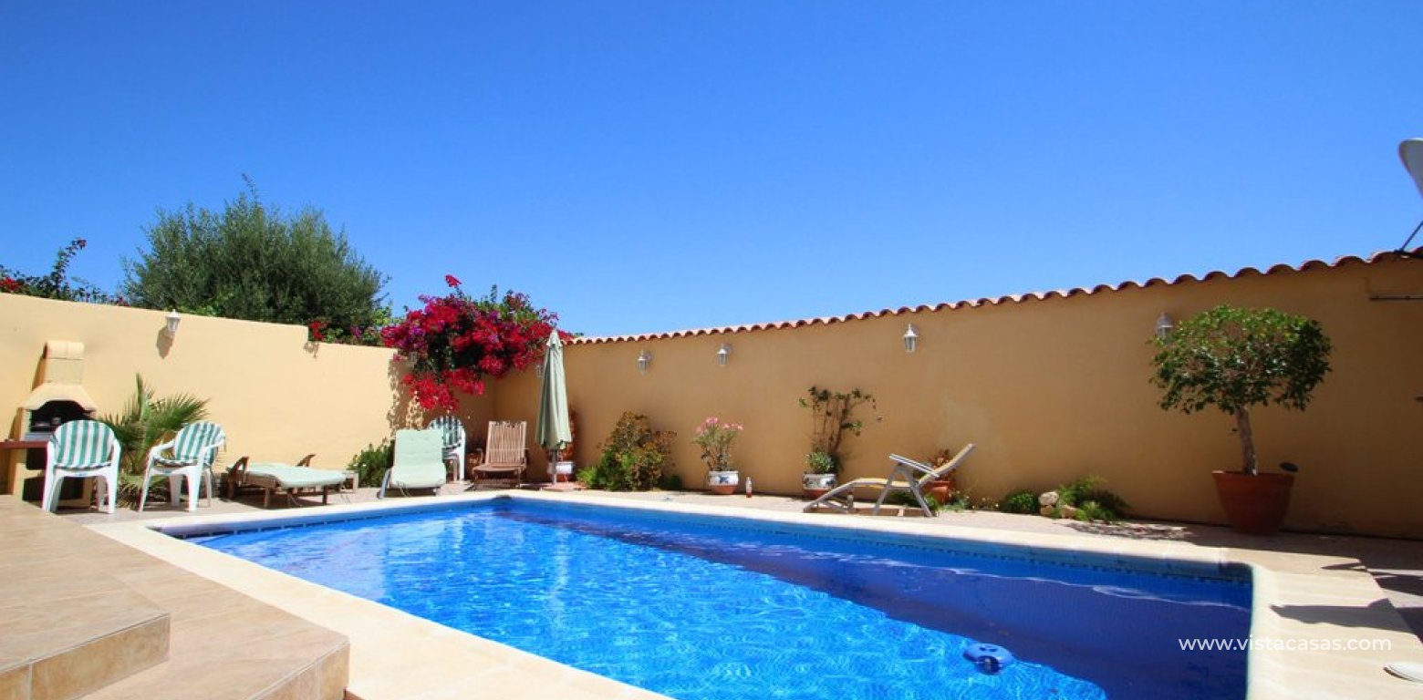 Resale - Villa - Villamartin