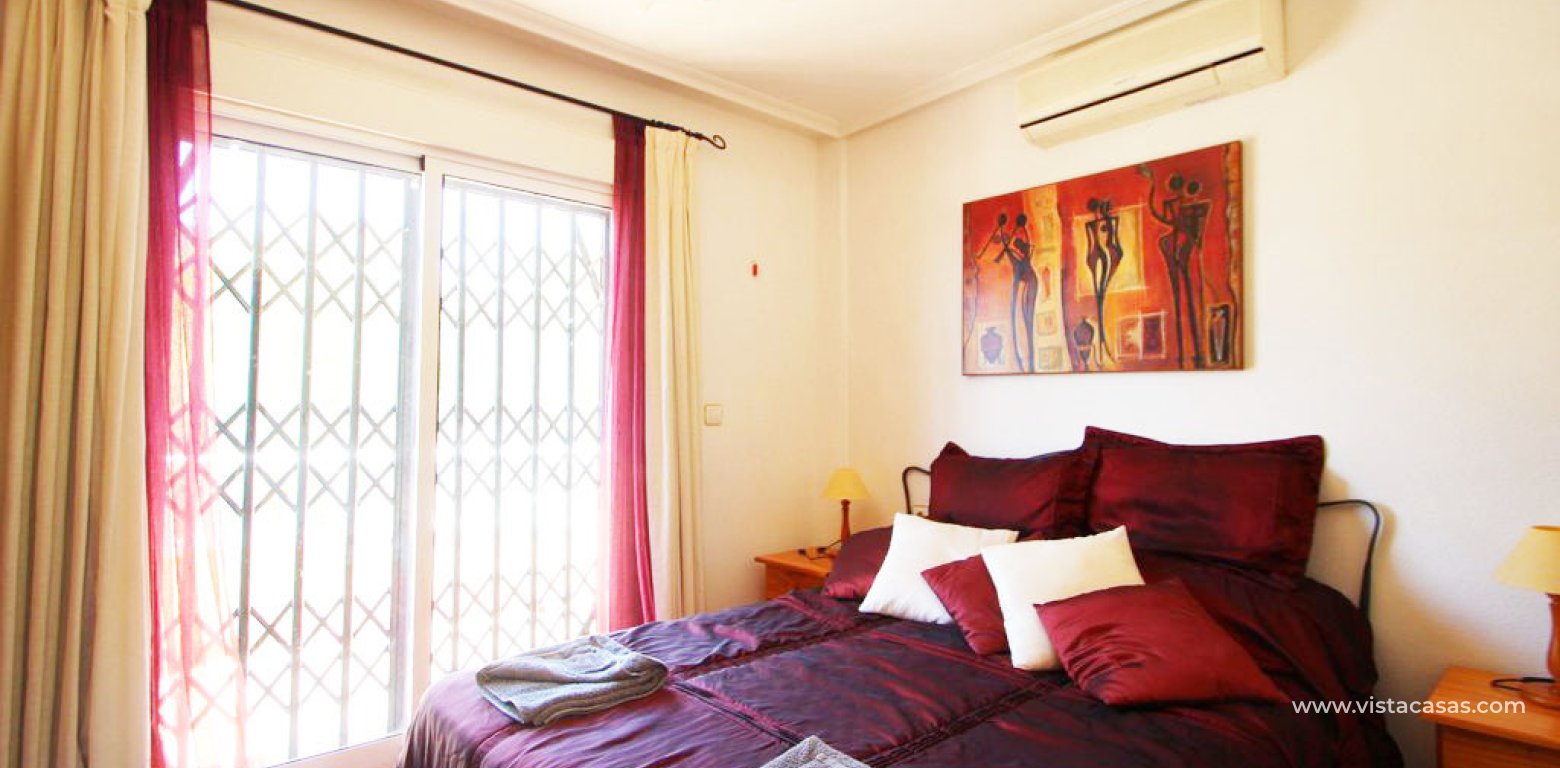 Resale - Villa - Villamartin