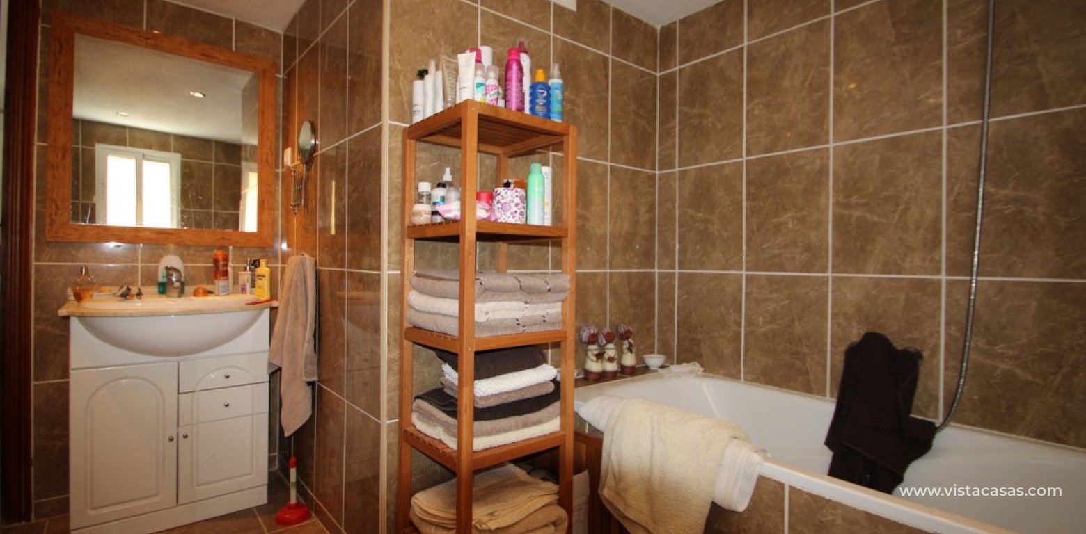 Resale - Villa - Villamartin