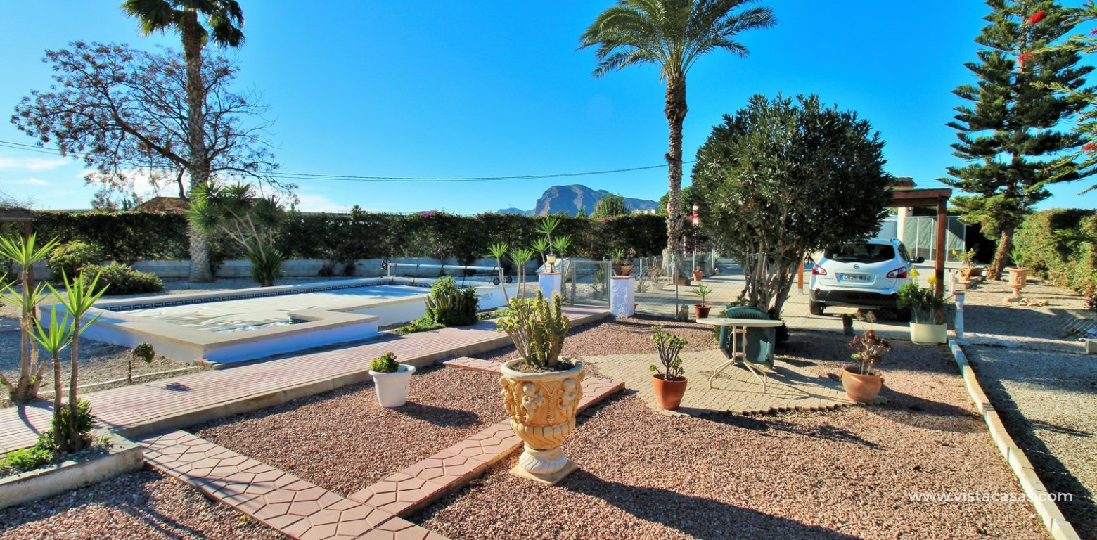 Resale - Villa - Redován