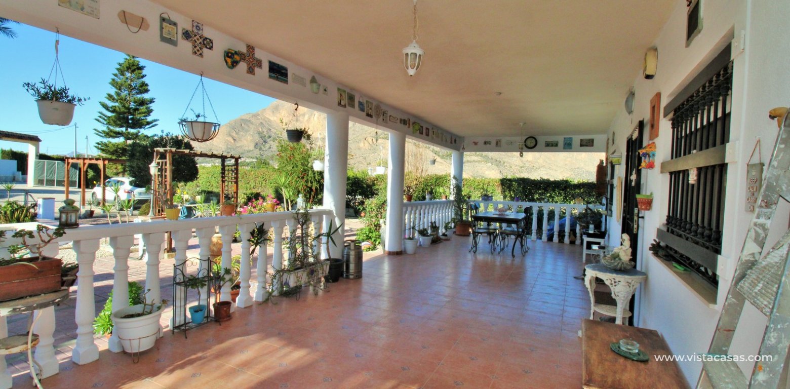 Resale - Villa - Redován