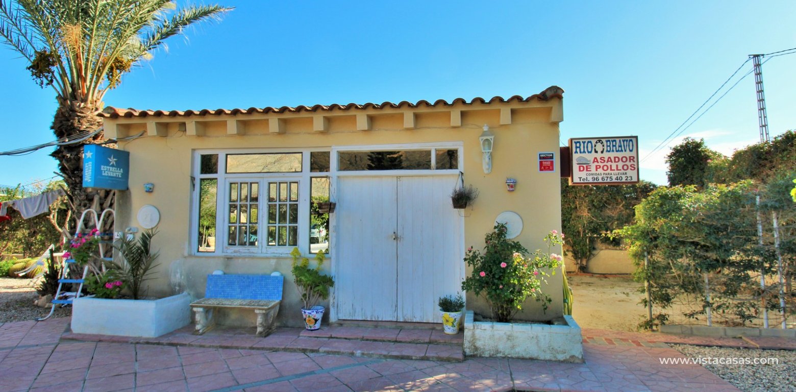 Resale - Villa - Redován