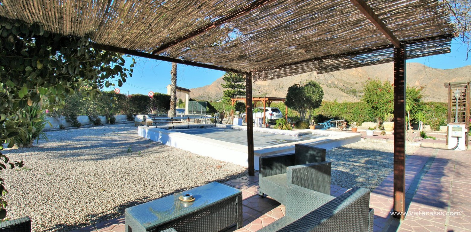 Resale - Villa - Redován