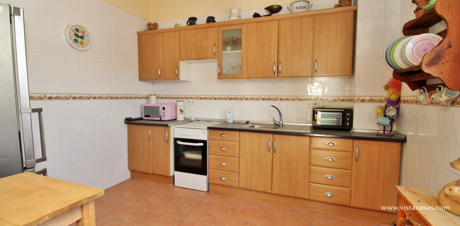 Resale - Villa - Redován