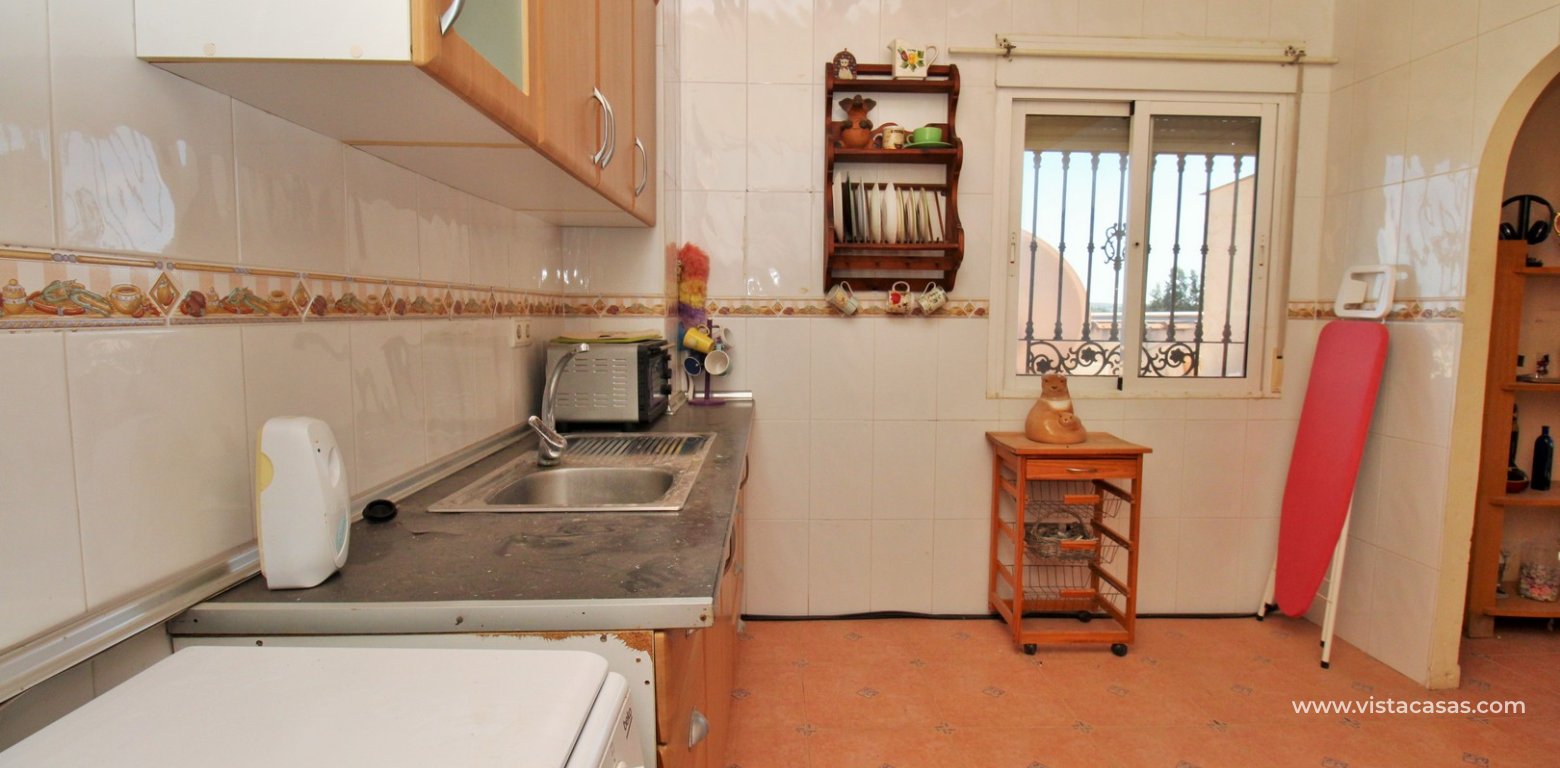 Resale - Villa - Redován