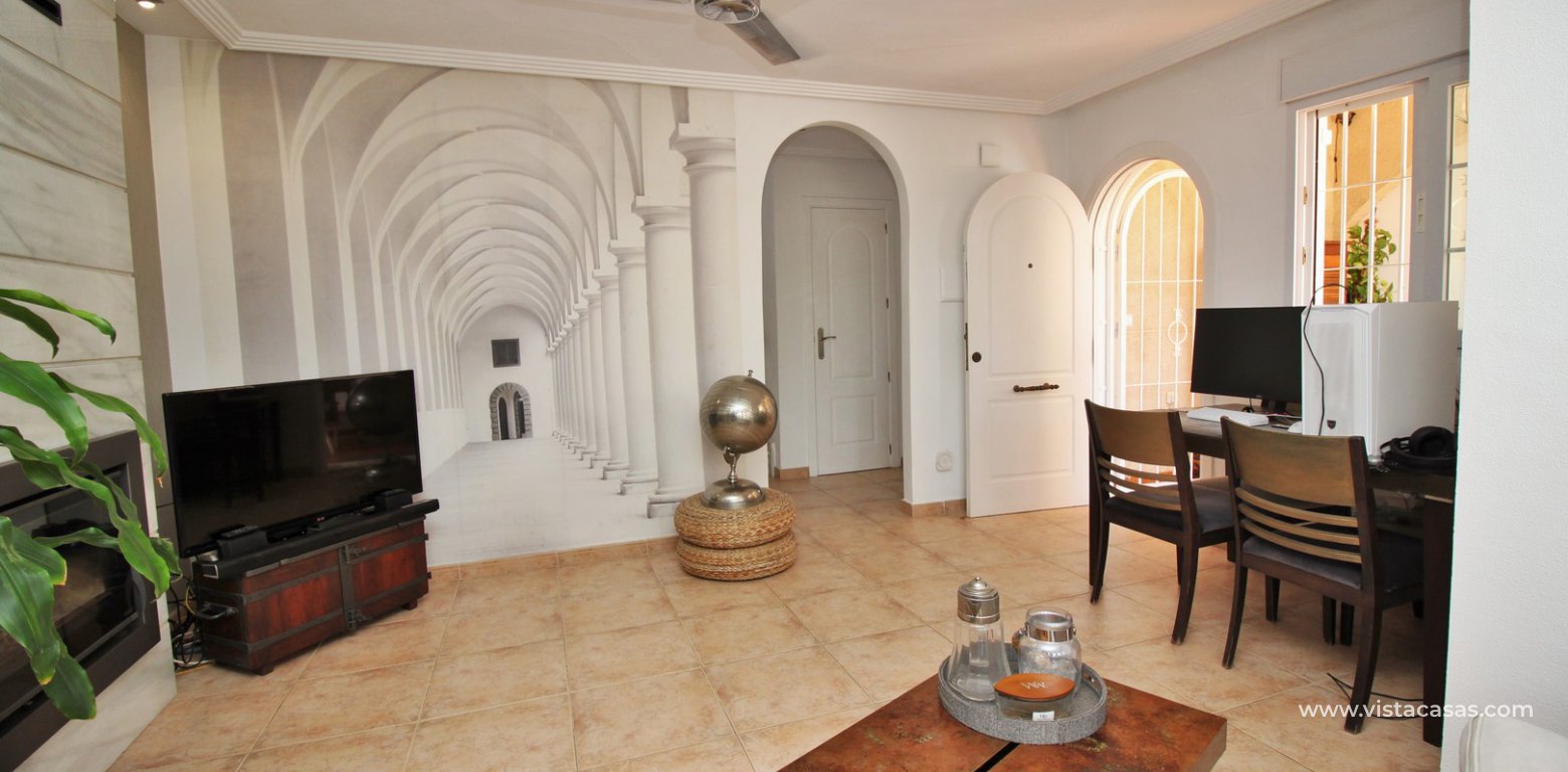 Villa for sale in Los Altos lounge 2