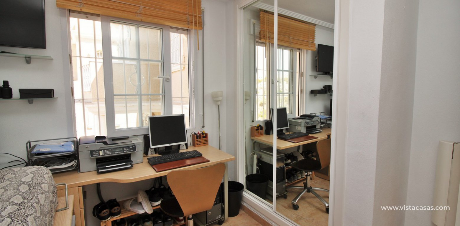Villa for sale in Los Altos bedroom fitted wardrobes