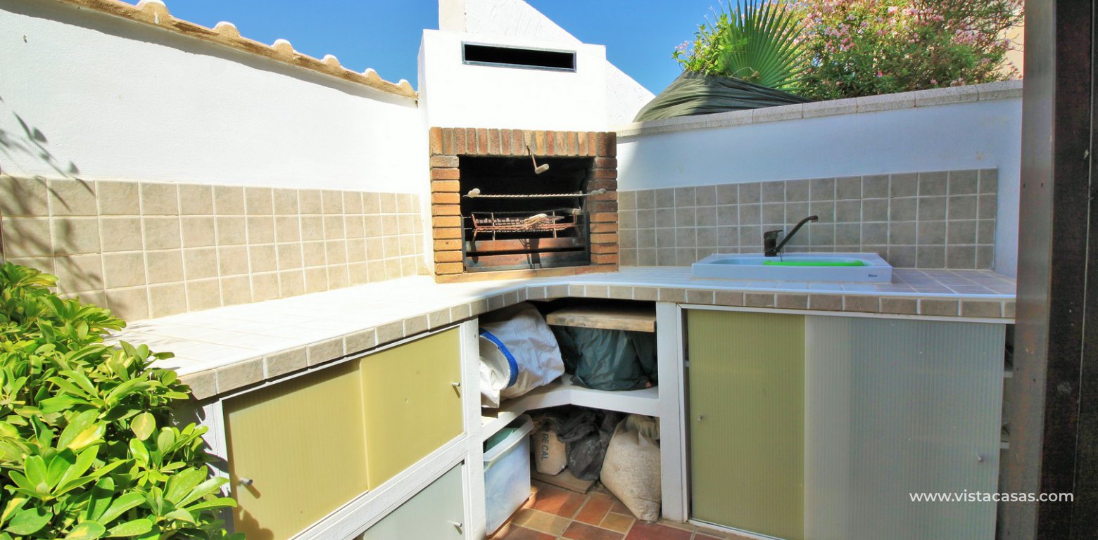 Villa for sale in Los Altos summer kitchen