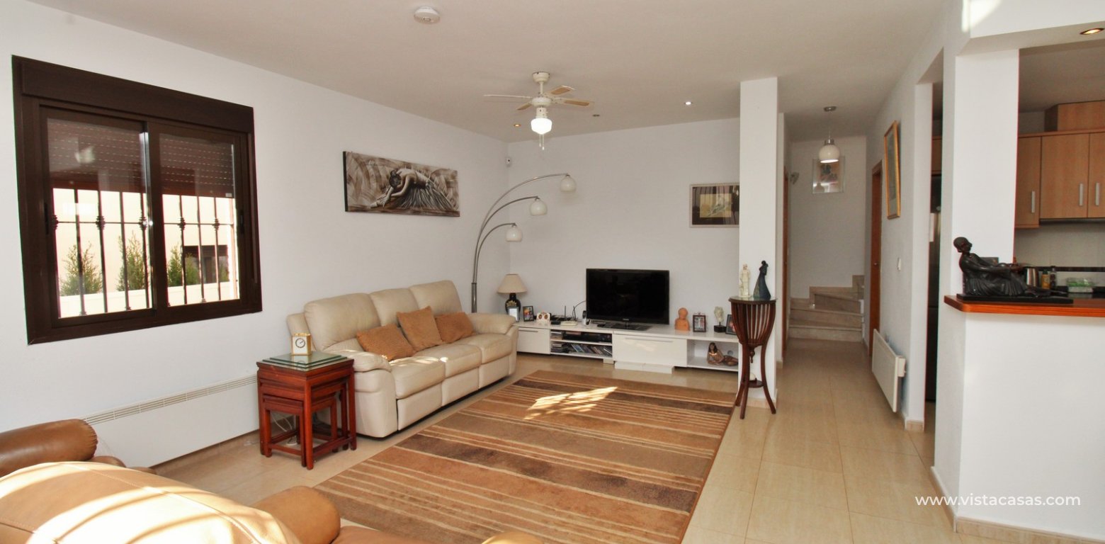 Detached villa for sale in Pau 8 Villamartin ilios living area