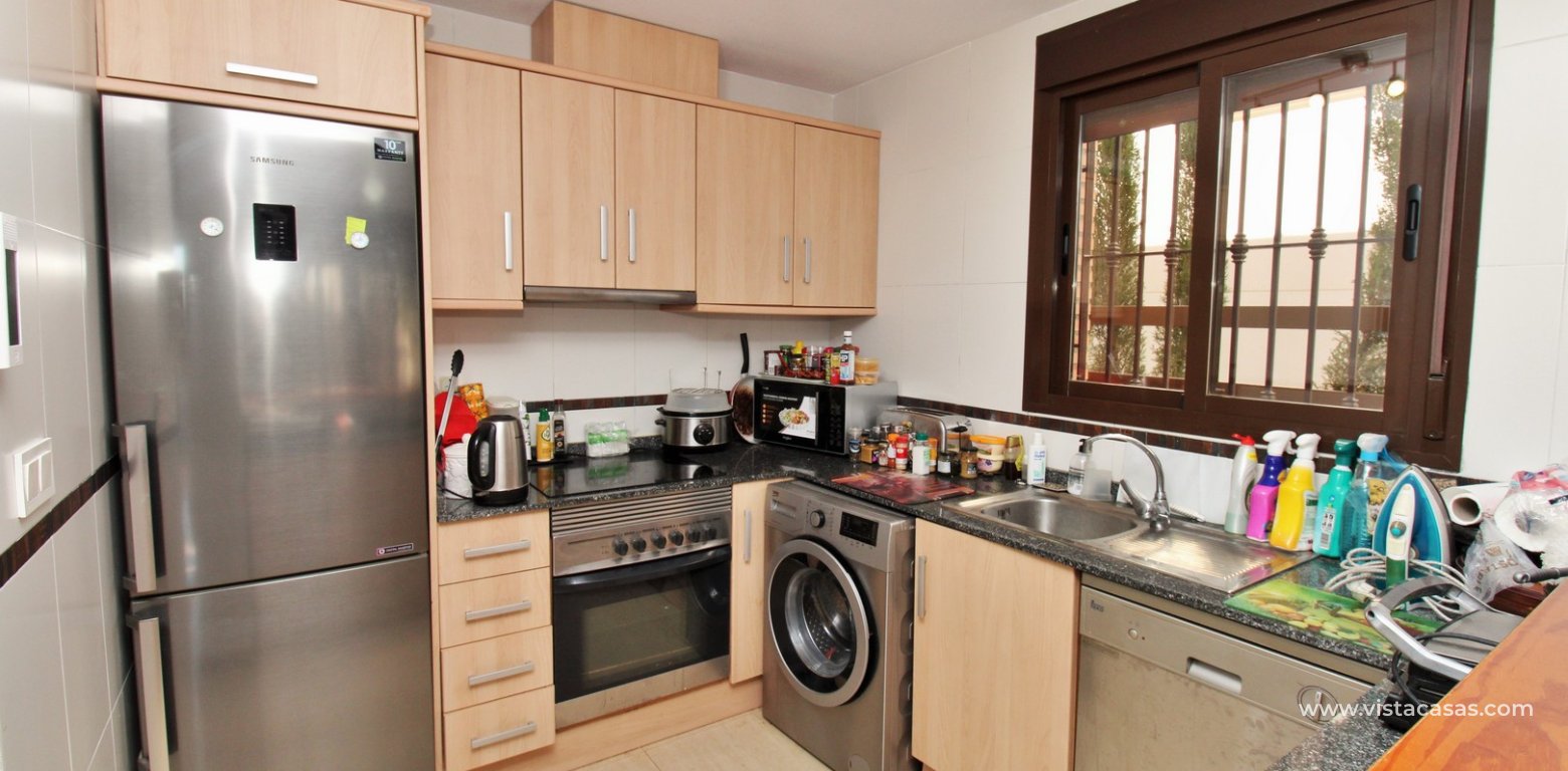 Detached villa for sale in Pau 8 Villamartin ilios kitchen