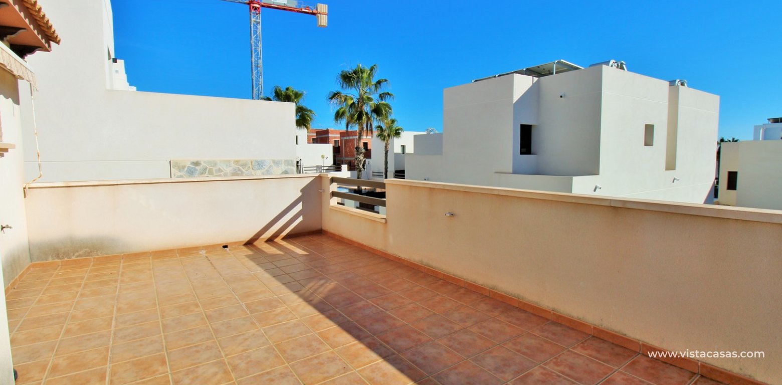 Detached villa for sale in Pau 8 Villamartin ilios balcony