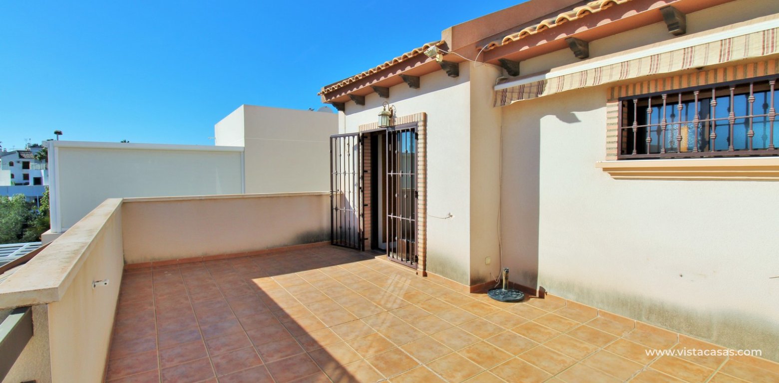 Detached villa for sale in Pau 8 Villamartin ilios solarium