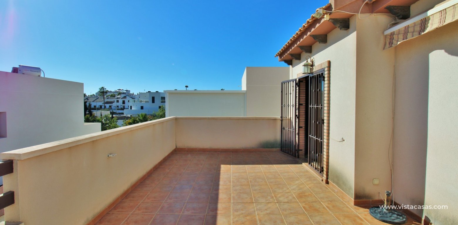 Detached villa for sale in Pau 8 Villamartin ilios roof terrace