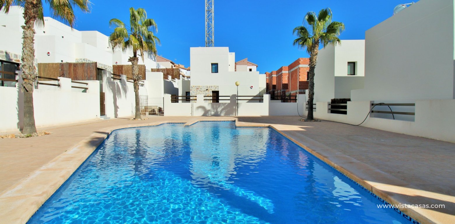 Detached villa for sale in Pau 8 Villamartin ilios swimming pool