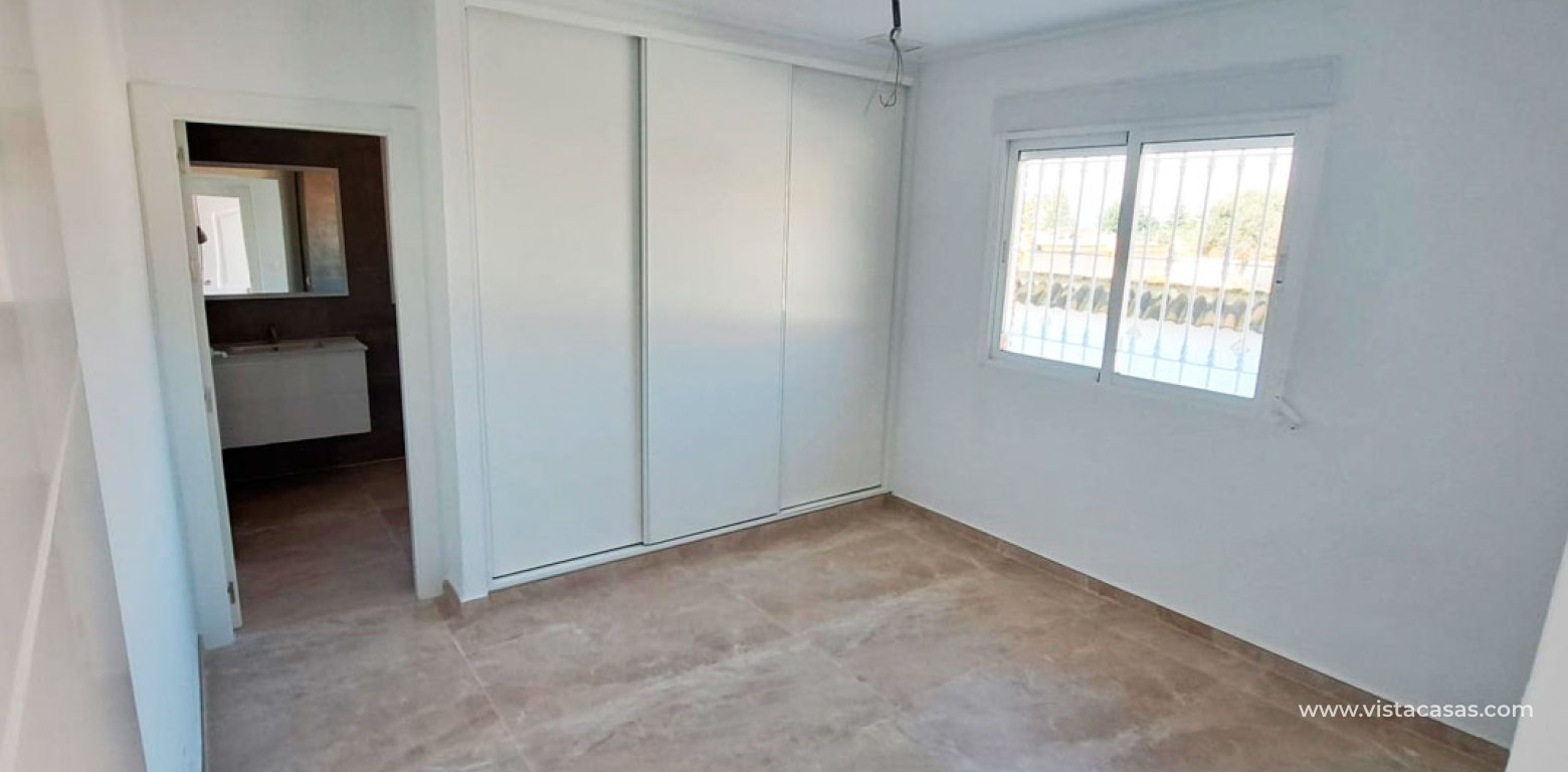 Resale - Villa - Catral