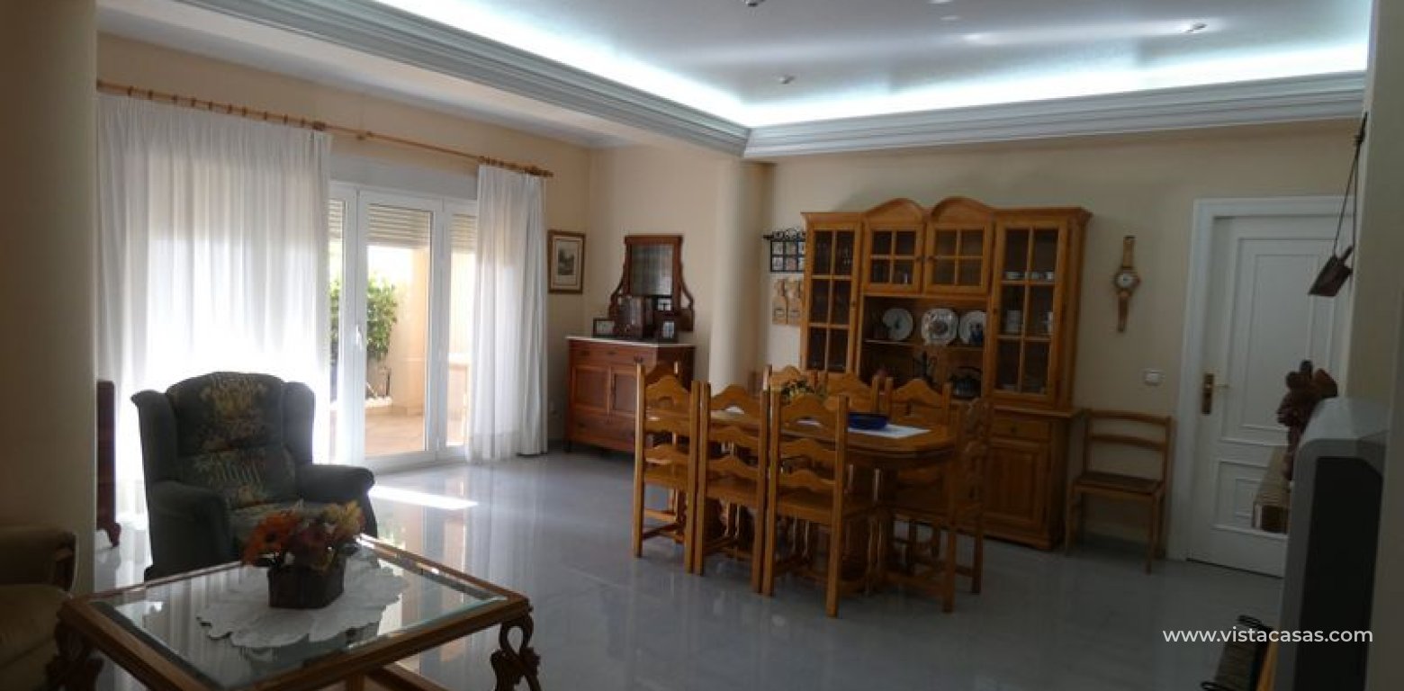 Resale - Villa - Almoradí