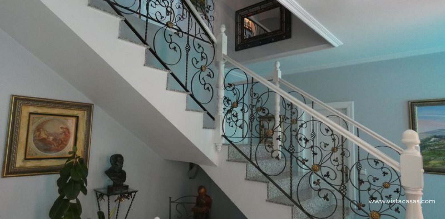 Resale - Villa - Almoradí