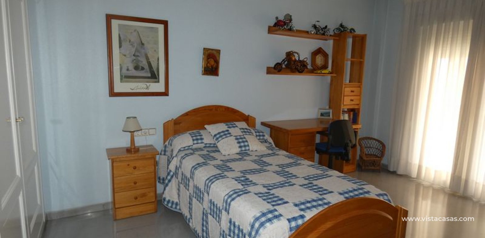 Resale - Villa - Almoradí