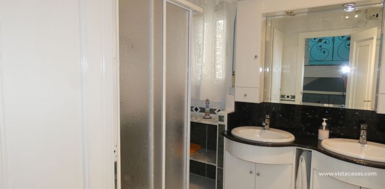 Resale - Villa - Almoradí