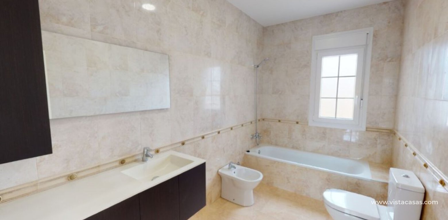 Wtórny - Villa - Cabo Roig