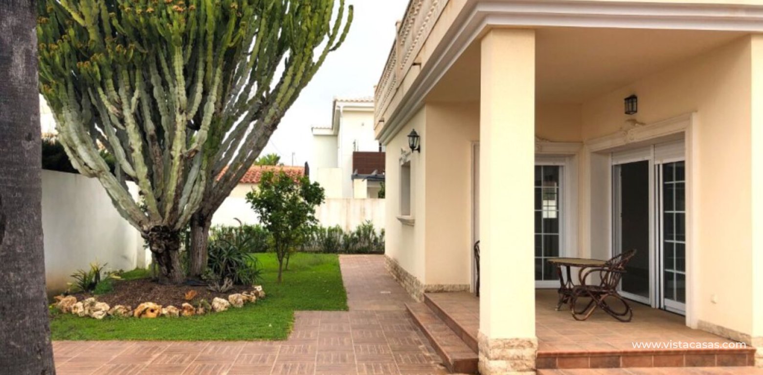 Wtórny - Villa - Cabo Roig