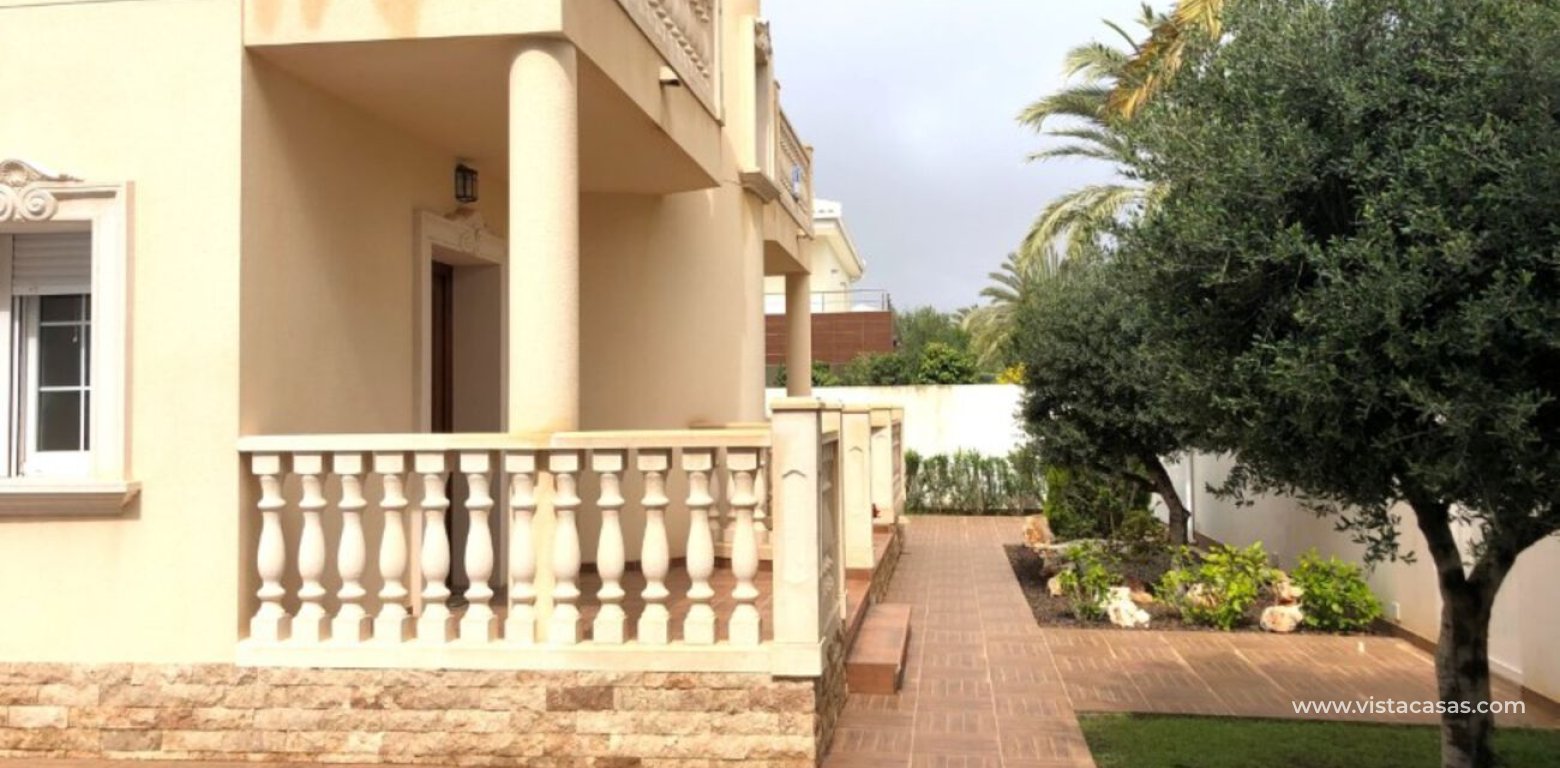 Wtórny - Villa - Cabo Roig