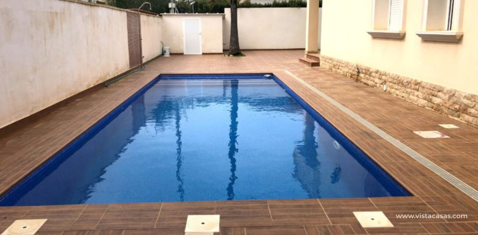 Wtórny - Villa - Cabo Roig