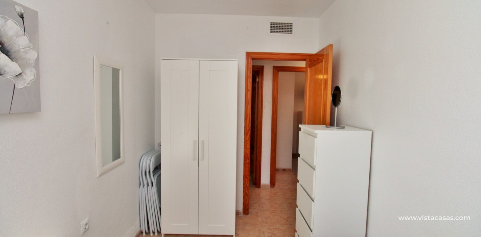 Ground floor apartment for sale Amapolas I La Zenia twin bedroom wardrobes
