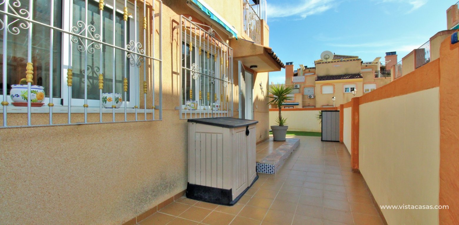 Ground floor apartment for sale Amapolas I La Zenia L shape garden