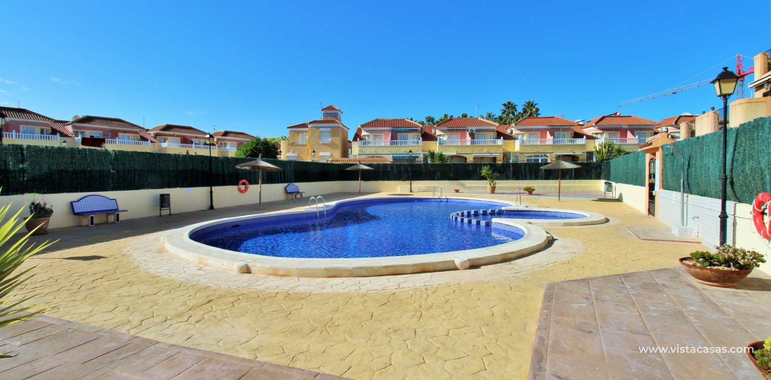 Ground floor apartment for sale Amapolas I La Zenia communal pool area