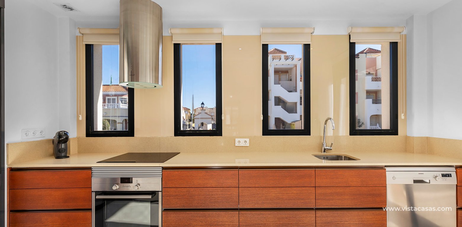 Resale - Villa - La Zenia