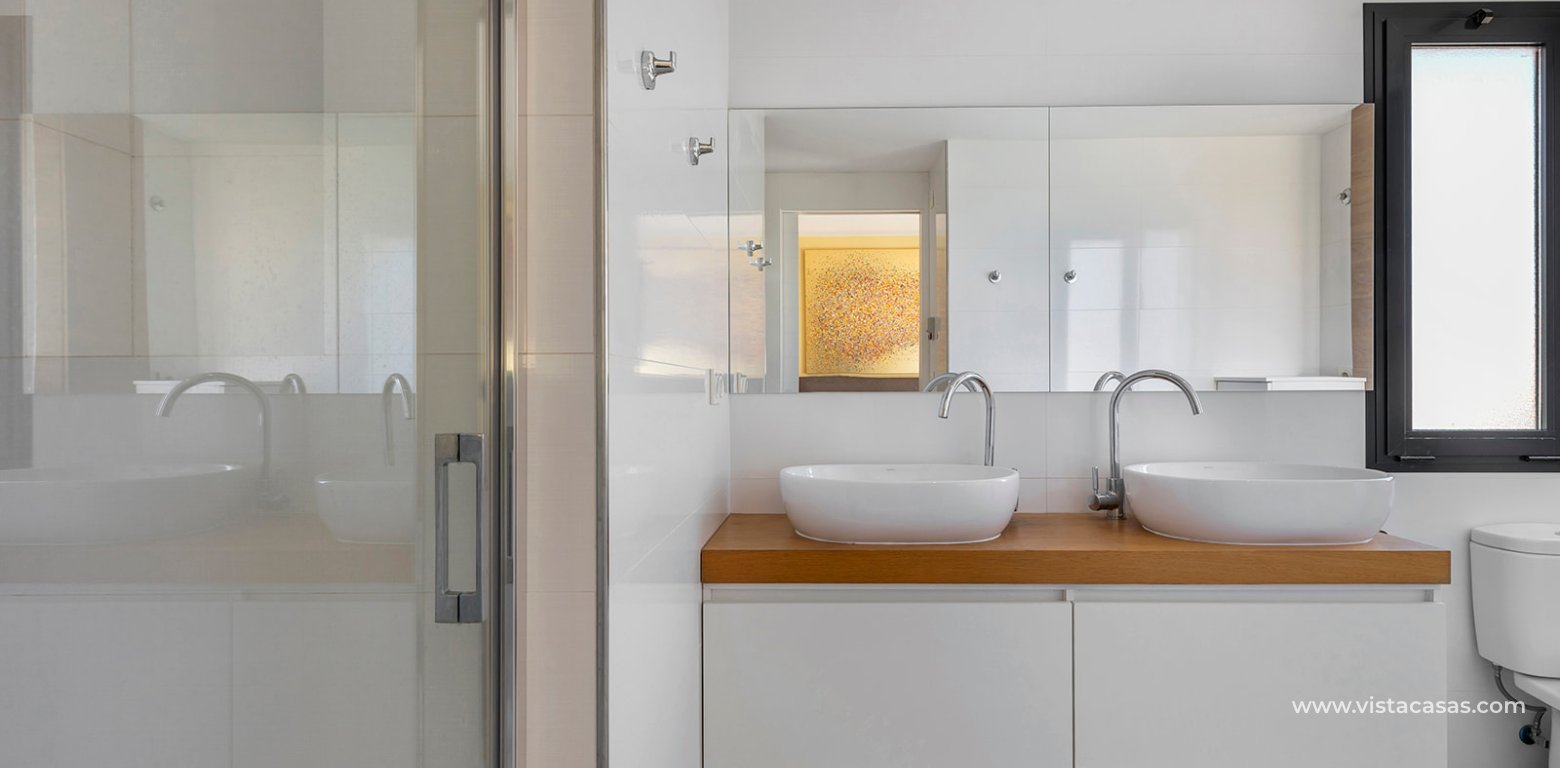 Resale - Villa - La Zenia