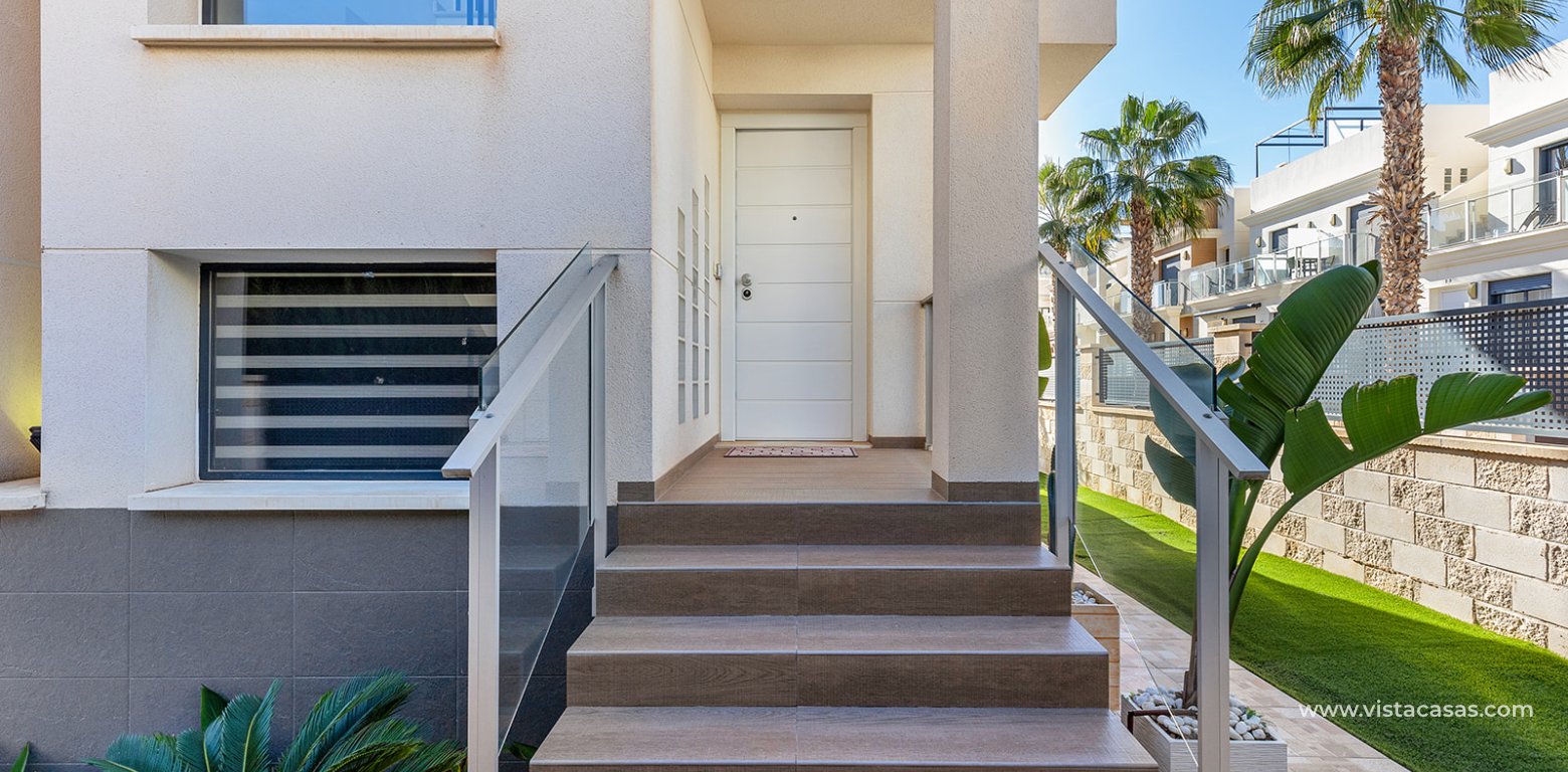 Resale - Villa - La Zenia