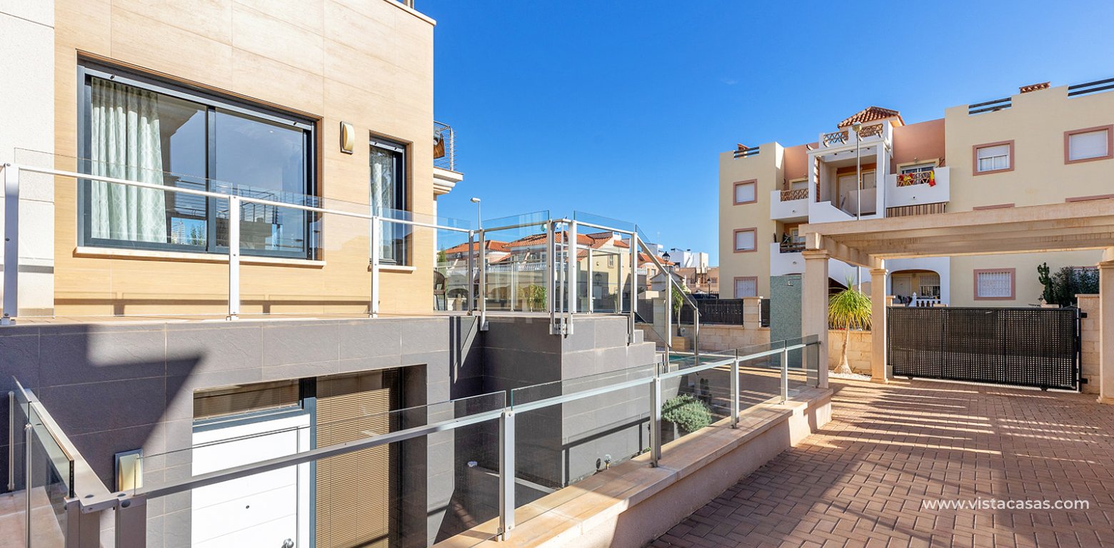 Resale - Villa - La Zenia