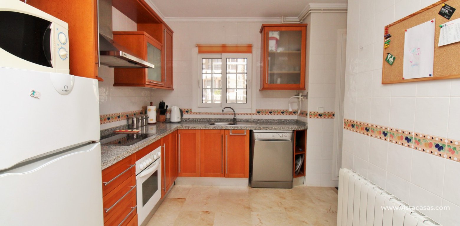 Sofia townhouse for sale R3 Las Violetas Villamartin kitchen