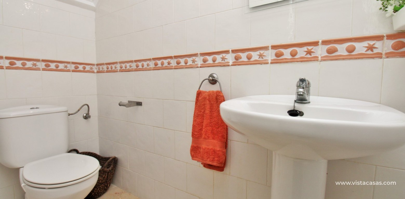 Sofia townhouse for sale R3 Las Violetas Villamartin downstairs toilet