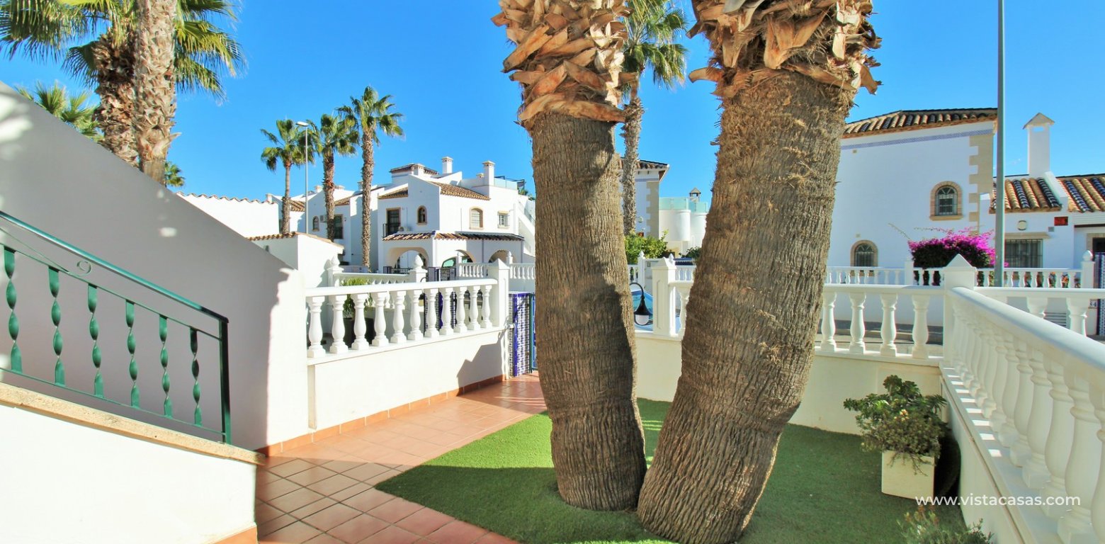 Sofia townhouse for sale R3 Las Violetas Villamartin front garden