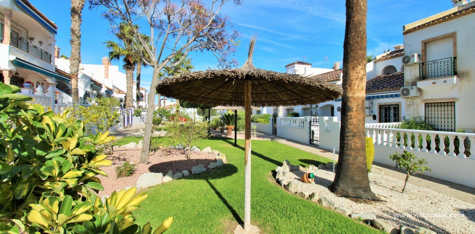Sofia townhouse for sale R3 Las Violetas Villamartin communal gardens