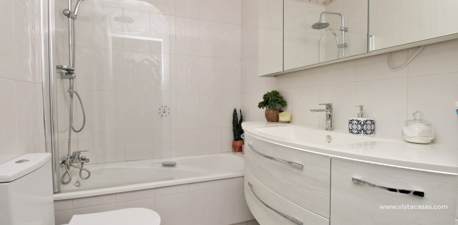 3 bed villa playa flamenca near beach boulevard bathroom