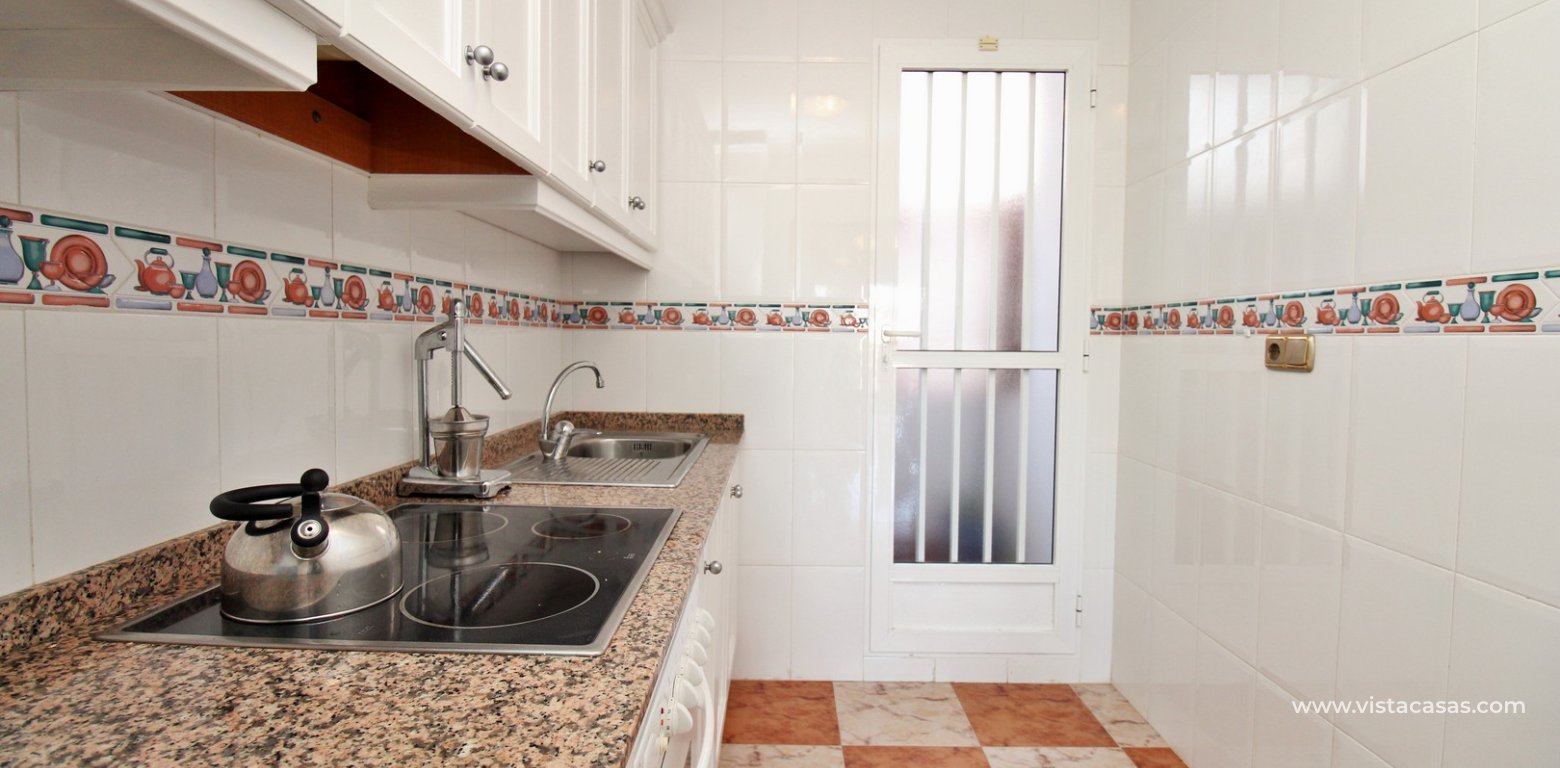 Property for sale Pinada Golf 1 Villamartin kitchen 2