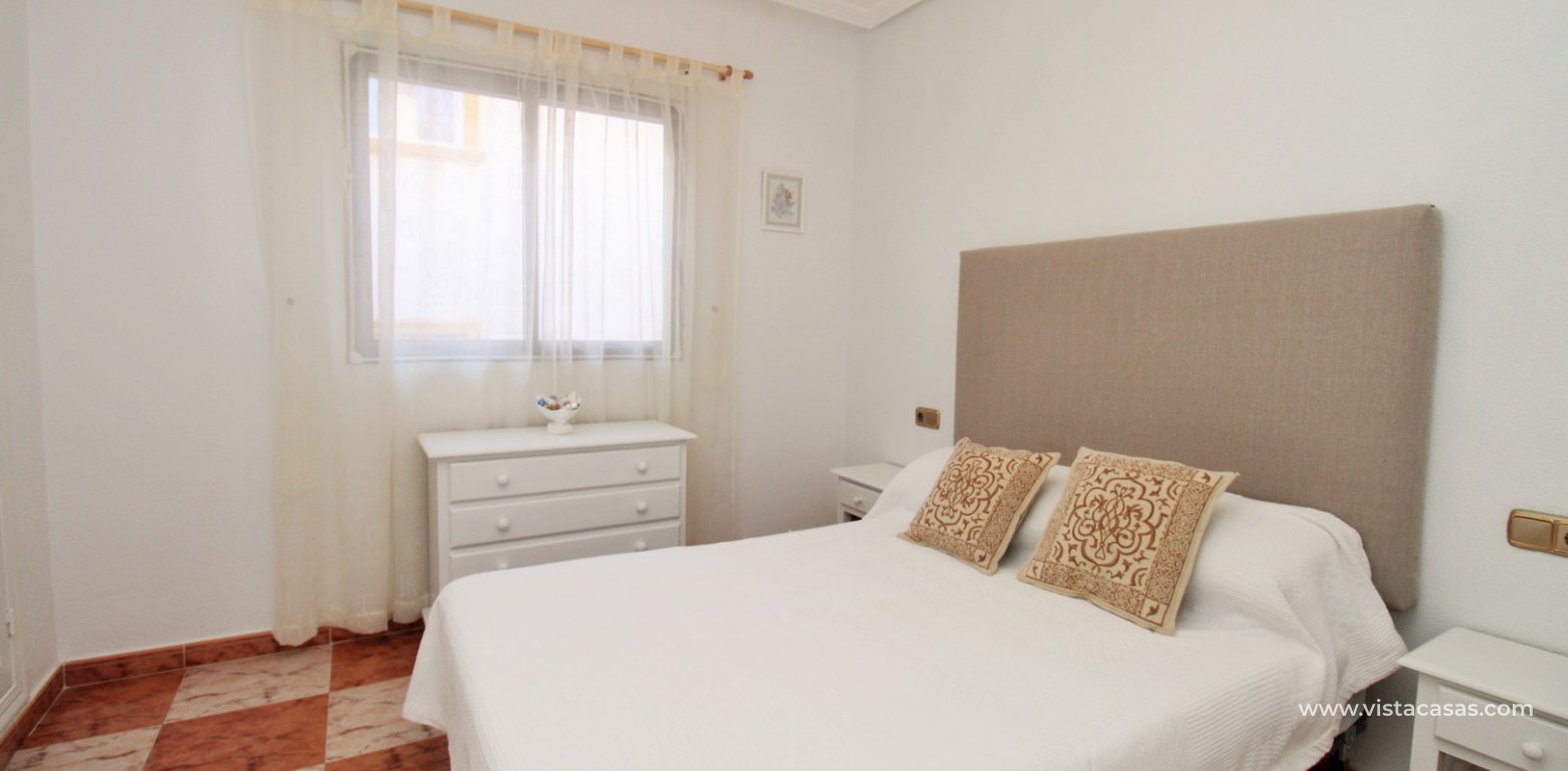 Property for sale Pinada Golf 1 Villamartin master bedroom