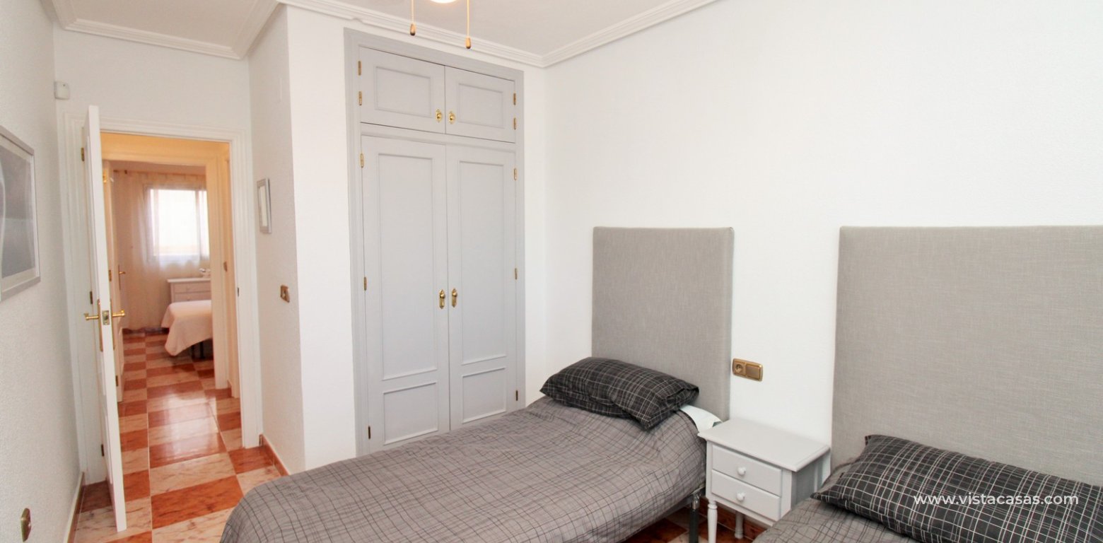 Property for sale Pinada Golf 1 Villamartin twin bedroom fitted wardrobes