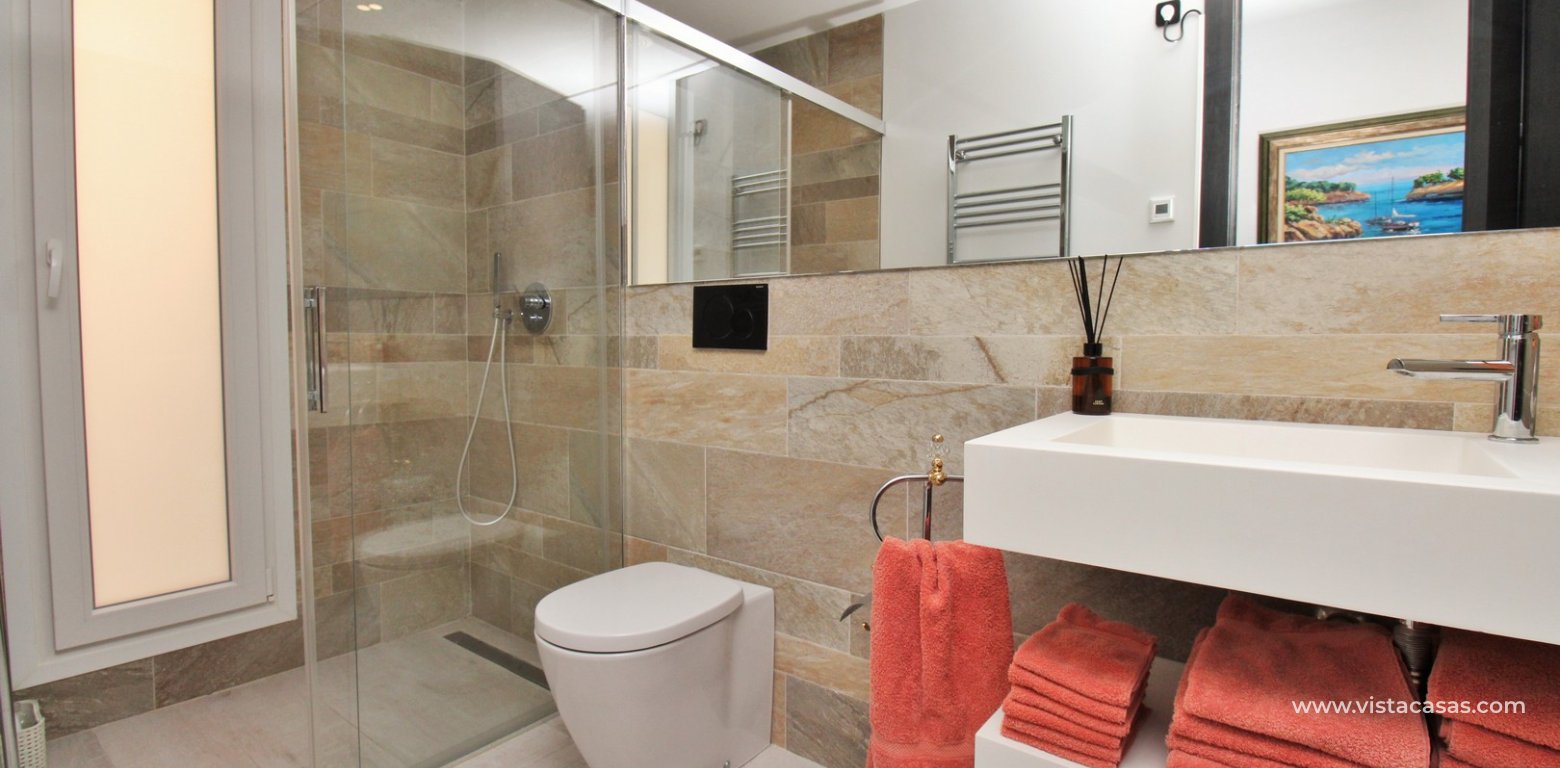 Modern detached villa for sale La Finca Golf Algorfa bathroom