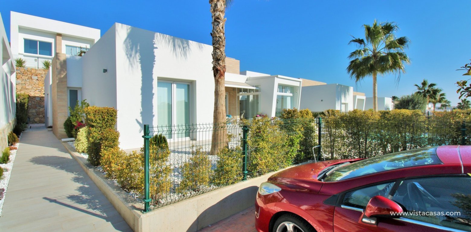Modern detached villa for sale La Finca Golf Algorfa driveway